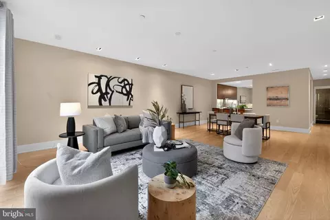 2110 12 Sansom St, Philadelphia, PA 19103