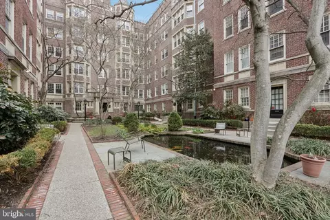 4621 Pine St #G411, Philadelphia, PA 19143