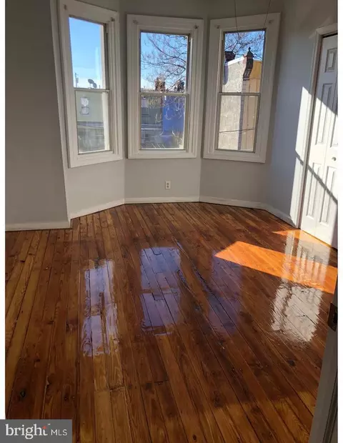 2315 Pierce St, Philadelphia, PA 19145