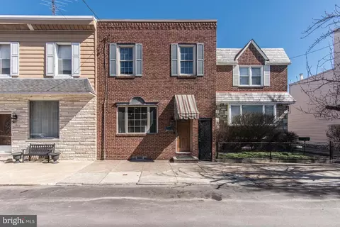 2711 E Cambria St, Philadelphia, PA 19134
