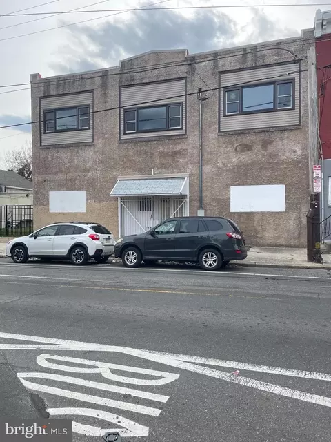860 N 62 N 40th St, Philadelphia, PA 19104