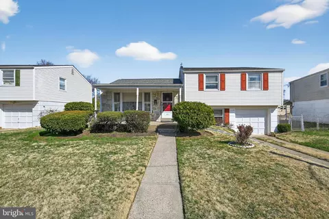 817 Selma St, Philadelphia, PA 19116
