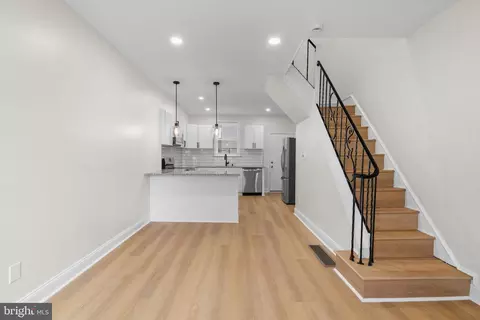 2151 E Stella St, Philadelphia, PA 19134