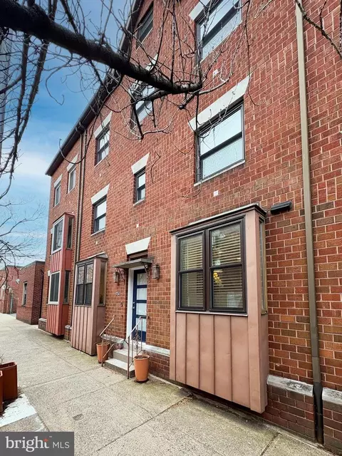 505 S 10th St #C, Philadelphia, PA 19147