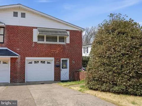 3622 Chesterfield Rd, Philadelphia, PA 19114