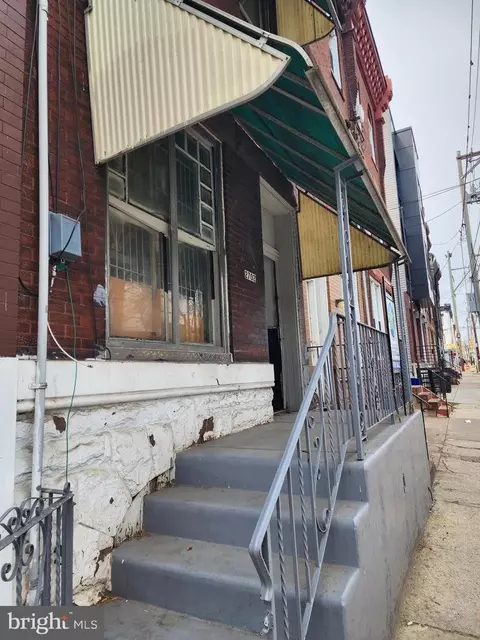 2702 Ridge Ave, Philadelphia, PA 19121