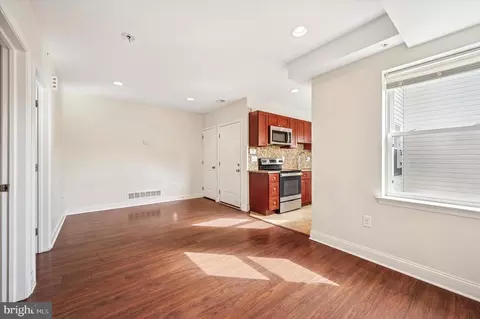 1421 N 18th St, Philadelphia, PA 19121