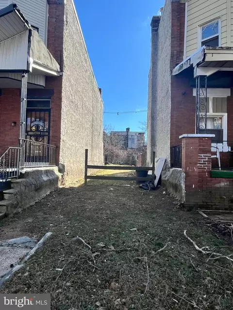 2234 W Estaugh St, Philadelphia, PA 19140