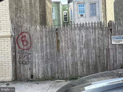 1426 S 27th St, Philadelphia, PA 19146