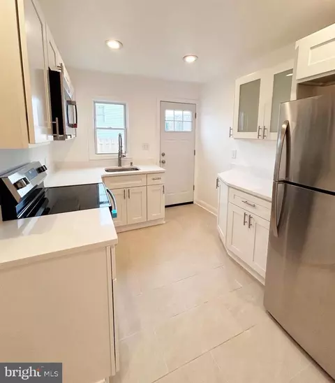 3047 Coral St, Philadelphia, PA 19134