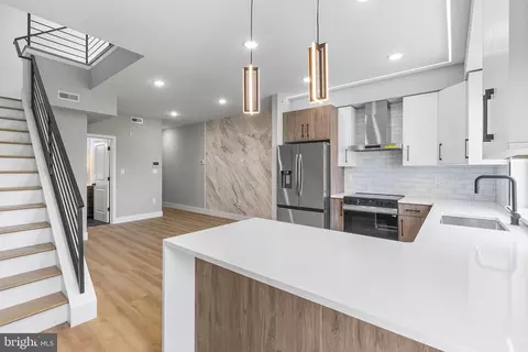 1413 N 8th St, Philadelphia, PA 19122