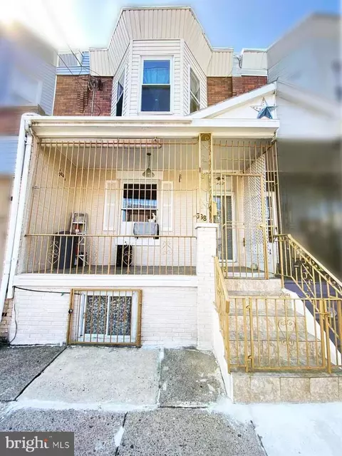 538 W Pike St, Philadelphia, PA 19140