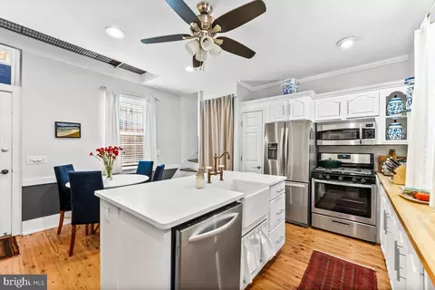 1718 Rodman St, Philadelphia, PA 19146