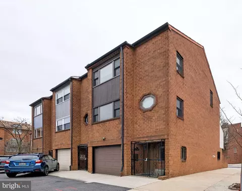 1 Queen St #1, Philadelphia, PA 19147