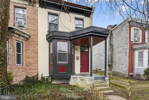 3952 Melon St, Philadelphia, PA 19104