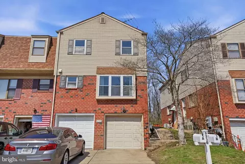 9330 Neil Rd #A, Philadelphia, PA 19115