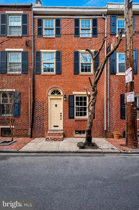 1629 Waverly St, Philadelphia, PA 19146
