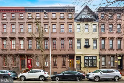 1528 00 Pine St #2F, Philadelphia, PA 19102