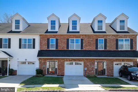 4414 00 Riverview Ln #28, Philadelphia, PA 19129