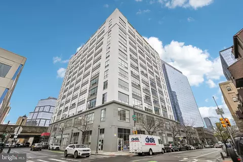 2200 28 Arch St #404, Philadelphia, PA 19103