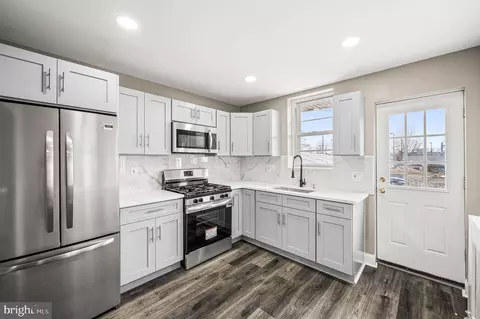 136 W Clarkson Ave, Philadelphia, PA 19120