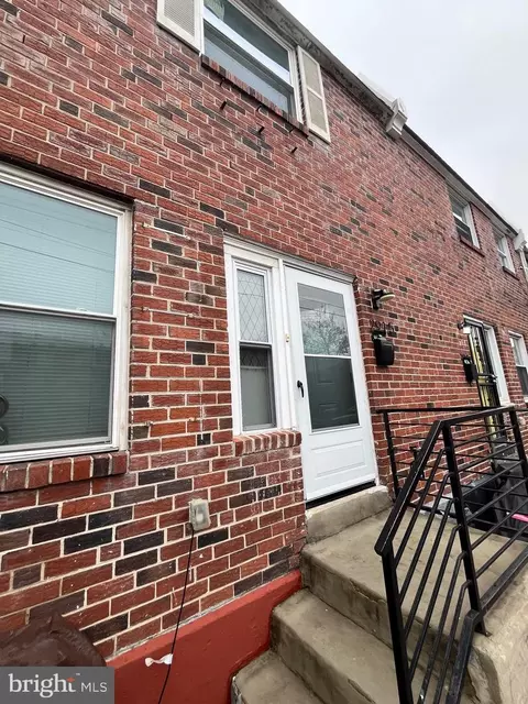 2915 Edgley St, Philadelphia, PA 19121