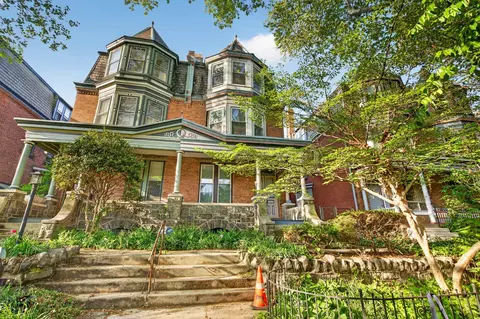 4733 Cedar Ave, Philadelphia, PA 19143