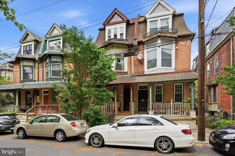 913 S Farragut Ter, Philadelphia, PA 19143