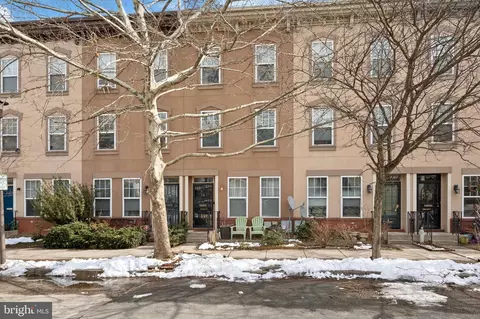 759 S Juniper St, Philadelphia, PA 19147