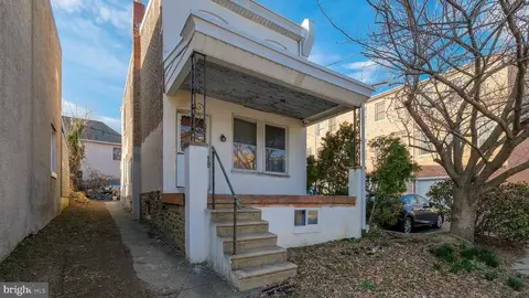 404 Leverington Ave, Philadelphia, PA 19128