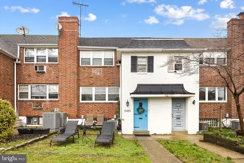 5489 Quentin St, Philadelphia, PA 19128