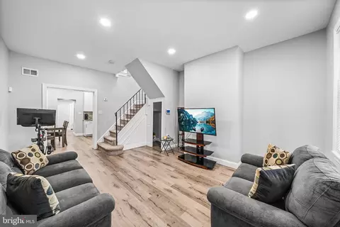 6140 Chew Ave, Philadelphia, PA 19138