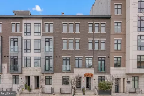 308 N 2nd St, Philadelphia, PA 19106