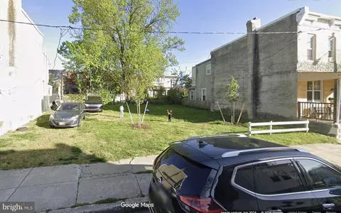 6078 Upland St, Philadelphia, PA 19142
