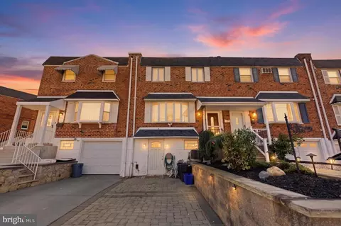 12449 Sweet Briar Rd, Philadelphia, PA 19154
