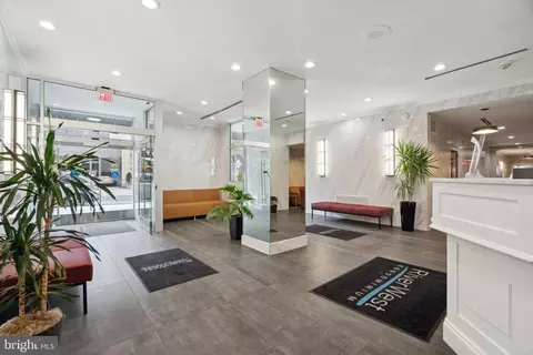 2101 Chestnut St #607, Philadelphia, PA 19103