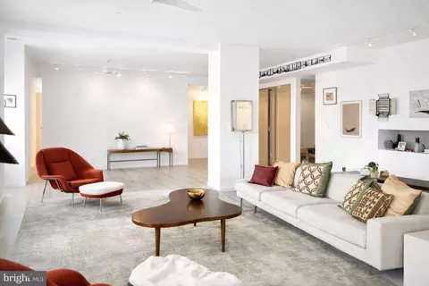 1600 Arch St #1809, Philadelphia, PA 19103