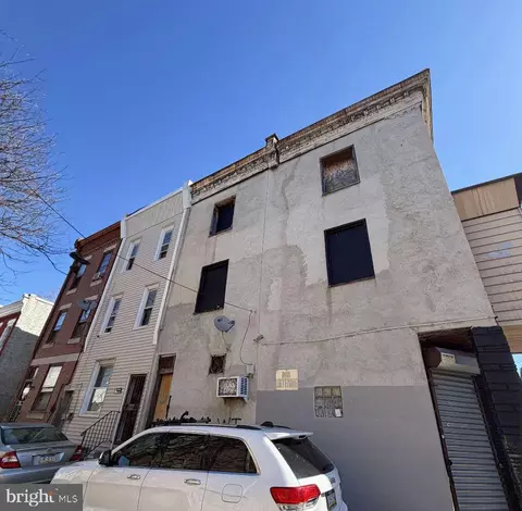 2205 N Chadwick St, Philadelphia, PA 19132