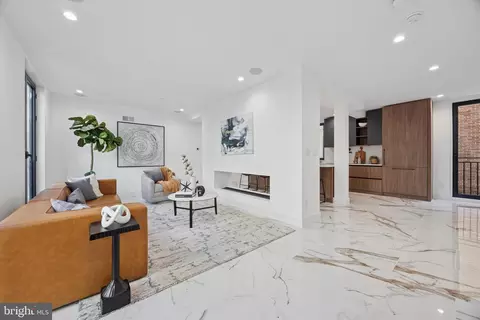 1922 Geary St #9, Philadelphia, PA 19145