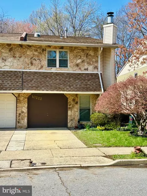 10222 Murty Ln, Philadelphia, PA 19116