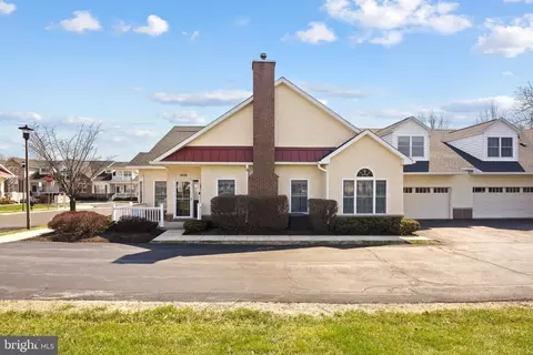 2682 00 Marigold Ln, Philadelphia, PA 19116