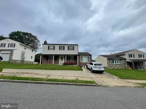 870 Morefield Rd, Philadelphia, PA 19115