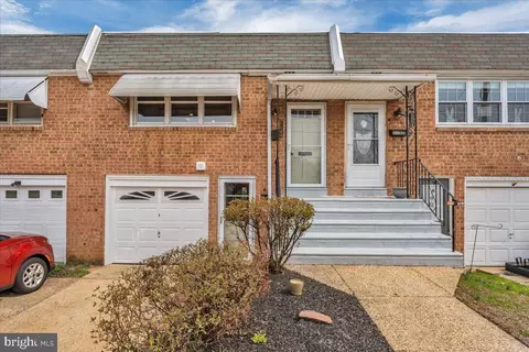 3355 S Keswick Rd, Philadelphia, PA 19114