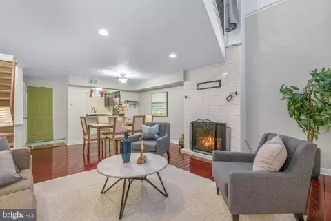 504 S 06 S 11th St #33, Philadelphia, PA 19147