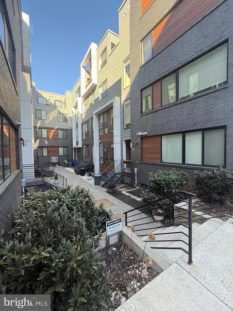 1647 Eyre St #3, Philadelphia, PA 19125