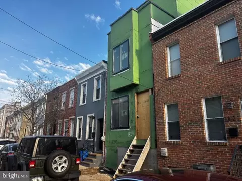 1823 Wilder St, Philadelphia, PA 19146