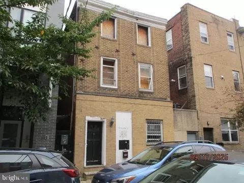 617 S 7th St #A, Philadelphia, PA 19147