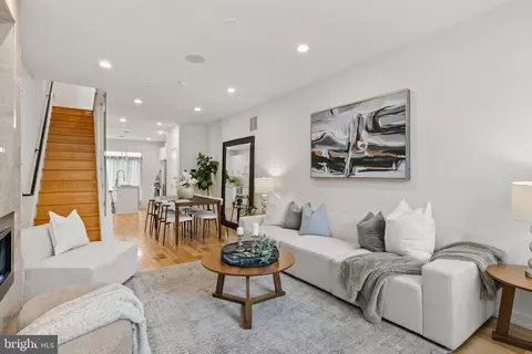 2339 Dickinson St, Philadelphia, PA 19146