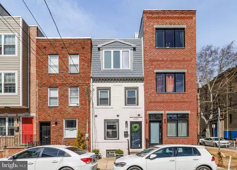1705 Montrose St, Philadelphia, PA 19146