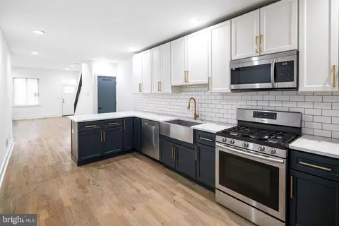 2532 W Montgomery Ave, Philadelphia, PA 19121